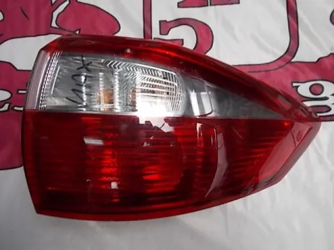 Φανάρι Πίσω Δεξί για FORD C-MAX (2011 - 2014) () Φανάρι Πίσω Δεξί για FORD C-MAX (2011 - 2014) ()
