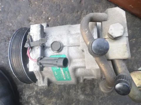 Συμπιεστής A-C (Κομπρέσορας) για ALFA ROMEO 156 (1997 - 2003) (932) Συμπιεστής A-C (Κομπρέσορας) για ALFA ROMEO 156 (1997 - 2003) (932)