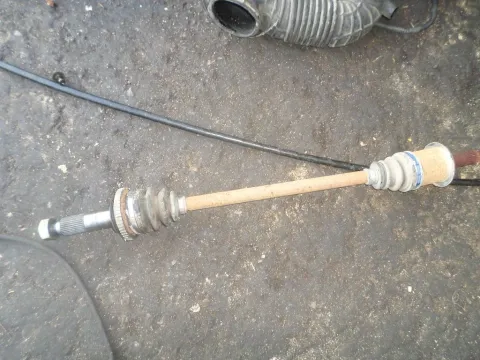 Ημιαξόνιο Εμπρός Δεξί για HONDA HRV (1999 - 2001) (GH) Ημιαξόνιο Εμπρός Δεξί για HONDA HRV (1999 - 2001) (GH)