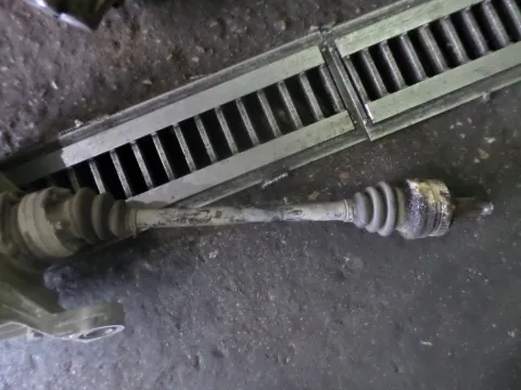 Ημιαξόνιο Πίσω Δεξί για BMW 3 Series (1995 - 2000) (E36 F-L) Ημιαξόνιο Πίσω Δεξί για BMW 3 Series (1995 - 2000) (E36 F-L)