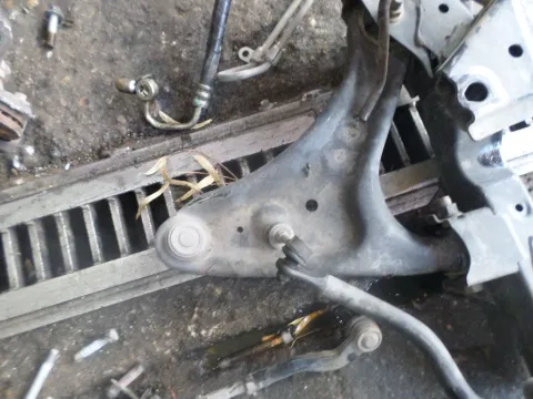 Ψαλίδι Εμπρός Αριστερό για DAIHATSU TERIOS (2006 - 2009) (J200) , (2009- ) Ψαλίδι Εμπρός Αριστερό για DAIHATSU TERIOS (2006 - 2009) (J200) , (2009- )
