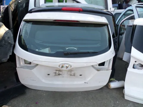 Πορτ-Μπαγκάζ για HYUNDAI ix20 (2010 - ) *Γ* Πορτ-Μπαγκάζ για HYUNDAI ix20 (2010 - ) *Γ*