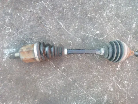 Ημιαξόνιο Εμπρός Αριστερό για VW TIGUAN (2008 - 2012) (5N) Ημιαξόνιο Εμπρός Αριστερό για VW TIGUAN (2008 - 2012) (5N)