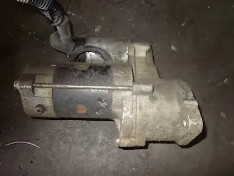 Μίζα Βενζίνη για NISSAN D22 (1998 - 2001) Μίζα Βενζίνη για NISSAN D22 (1998 - 2001)