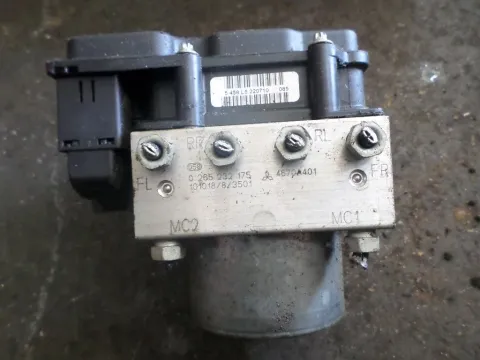 Μονάδα ABS (0265232175) για MITSUBISHI COLT (2005 - 2008 ) (CZ) Μονάδα ABS (0265232175) για MITSUBISHI COLT (2005 - 2008 ) (CZ)