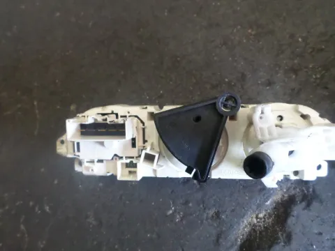 Χειριστήρια Καλοριφέρ για FORD TRANSIT CONNECT TOURNEO (2002 - 2006) -  Χειριστήρια Καλοριφέρ για FORD TRANSIT CONNECT TOURNEO (2002 - 2006) -