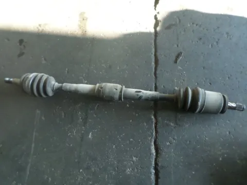 Ημιαξόνιο Εμπρός Δεξί για NISSAN PRIMERA (1996 - 1999) (P11)