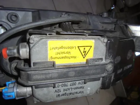 Φανάρι Εμπρός Αριστερό Xenon για AUDI A4 (1995 - 1998) (8D) -  Φανάρι Εμπρός Αριστερό Xenon για AUDI A4 (1995 - 1998) (8D) -