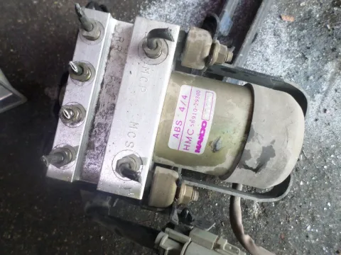 Μονάδα ABS (5891029300) για HYUNDAI COUPE (1997- 1999) (RD) Μονάδα ABS (5891029300) για HYUNDAI COUPE (1997- 1999) (RD)