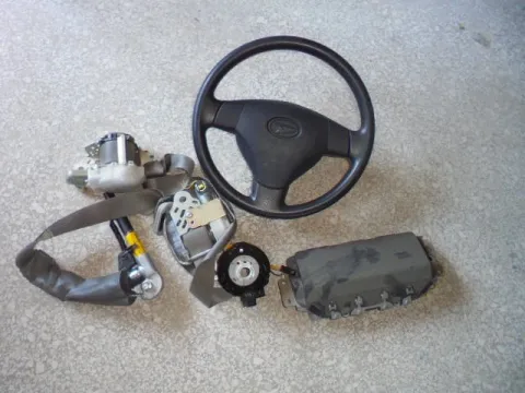 Σετ Αερόσακων Εμπρός (με Ταμπλό) για DAIHATSU CUORE (2007 - ) VIII *Γ* Σετ Αερόσακων Εμπρός (με Ταμπλό) για DAIHATSU CUORE (2007 - ) VIII *Γ*