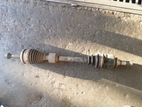 Ημιαξόνιο Εμπρός Αριστερό για TOYOTA AVENSIS (2012 - ) Ημιαξόνιο Εμπρός Αριστερό για TOYOTA AVENSIS (2012 - )