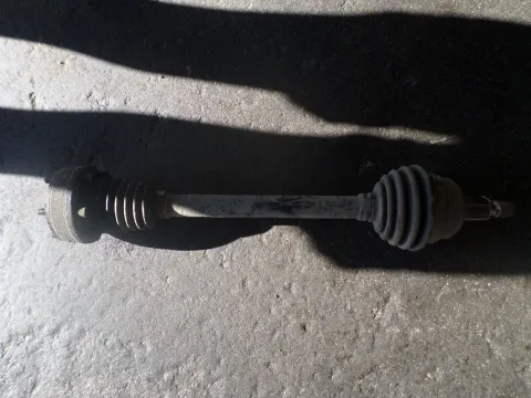 Ημιαξόνιο Εμπρός Αριστερό για VW GOLF (1998 - 2004) Mk4 (1J1) 1600 Ημιαξόνιο Εμπρός Αριστερό για VW GOLF (1998 - 2004) Mk4 (1J1) 1600