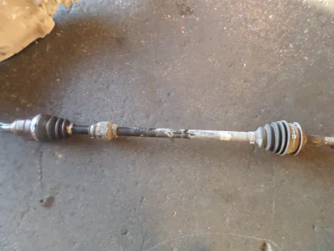 Ημιαξόνιο Εμπρός Δεξί για TOYOTA YARIS (2006 - 2009) (KL9) Ημιαξόνιο Εμπρός Δεξί για TOYOTA YARIS (2006 - 2009) (KL9)