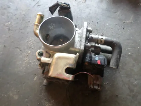 Σώμα Πεταλούδας για TOYOTA YARIS (2003 - 2005) (XP10) Σώμα Πεταλούδας για TOYOTA YARIS (2003 - 2005) (XP10)