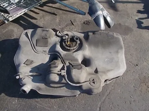 Δεξαμενή Καυσίμου (Ρεζερβουάρ) για NISSAN PRIMERA (1999 - 2001) (P11) *Δ* Δεξαμενή Καυσίμου (Ρεζερβουάρ) για NISSAN PRIMERA (1999 - 2001) (P11) *Δ*