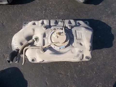 Δεξαμενή Καυσίμου (Ρεζερβουάρ) για TOYOTA YARIS (2006 - 2009) (KL9) , (2009 - 2012) (XP90) ΒΕΝΖΙΝΗ *Δ* Δεξαμενή Καυσίμου (Ρεζερβουάρ) για TOYOTA YARIS (2006 - 2009) (KL9) , (2009 - 2012) (XP90) ΒΕΝΖΙΝΗ *Δ*