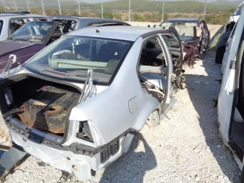 Τροπέτο Αμάξι Κουφάρι για VW BORA (1998 - 2005) Sedan - 4dr (1J2) *Δ* -  Τροπέτο Αμάξι Κουφάρι για VW BORA (1998 - 2005) Sedan - 4dr (1J2) *Δ* -