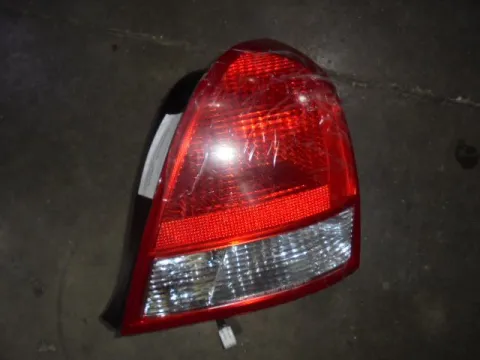 Φανάρι Πίσω Δεξί για HYUNDAI ELANTRA (2000 - 2004) (XD) Sedan - 4dr Φανάρι Πίσω Δεξί για HYUNDAI ELANTRA (2000 - 2004) (XD) Sedan - 4dr