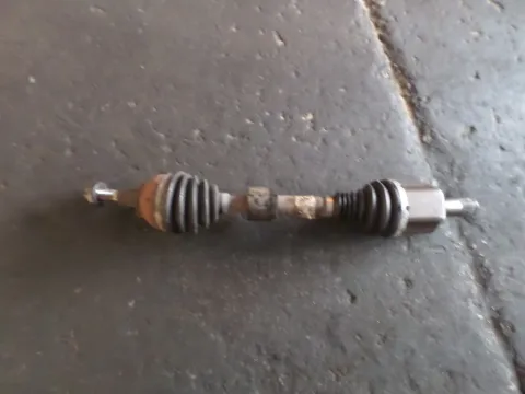 Ημιαξόνιο Εμπρός Αριστερό για FORD KUGA (2013 - ) Ημιαξόνιο Εμπρός Αριστερό για FORD KUGA (2013 - )