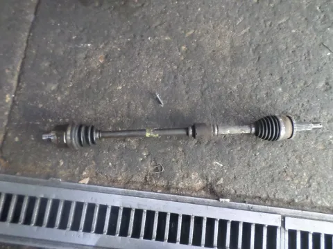 Ημιαξόνιο Εμπρός Δεξί Με ABS για HYUNDAI i20 (2012 - ) Ημιαξόνιο Εμπρός Δεξί Με ABS για HYUNDAI i20 (2012 - )