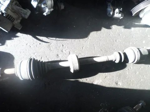 Ημιαξόνιο Εμπρός Δεξί για NISSAN KUBISTAR (2003 - 2007) Ημιαξόνιο Εμπρός Δεξί για NISSAN KUBISTAR (2003 - 2007)