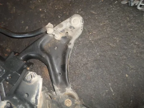 Ψαλίδι Εμπρός Δεξί για DAIHATSU TERIOS (2006 - 2009) (J200) Ψαλίδι Εμπρός Δεξί για DAIHATSU TERIOS (2006 - 2009) (J200)