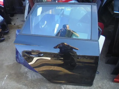 Πόρτα Πίσω Δεξιά για SEAT LEON (2013 - )  *SW* *Ε* Πόρτα Πίσω Δεξιά για SEAT LEON (2013 - )  *SW* *Ε*