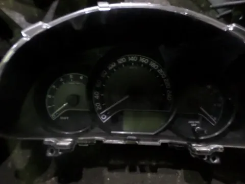 Κοντέρ για TOYOTA AURIS (2009 - 2013) Κοντέρ για TOYOTA AURIS (2009 - 2013)