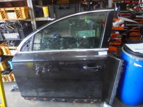 Πόρτα Εμπρός Αριστερή (Ελαττωματική) για AUDI Q7 (2006 - 2009) (4L) , (2009 - 2012) (4L) *Ε* Πόρτα Εμπρός Αριστερή (Ελαττωματική) για AUDI Q7 (2006 - 2009) (4L) , (2009 - 2012) (4L) *Ε*