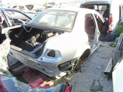 Τροπέτο Πίσω Με Άξονα για MITSUBISHI CARISMA (1999 - 2004) (DA) Sedan - 4dr *ΔΒ* -  Τροπέτο Πίσω Με Άξονα για MITSUBISHI CARISMA (1999 - 2004) (DA) Sedan - 4dr *ΔΒ* -