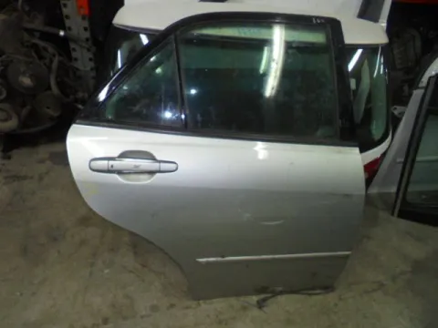 Πόρτα Πίσω Δεξιά για LEXUS IS (1999 - 2005) (XE10) Πόρτα Πίσω Δεξιά για LEXUS IS (1999 - 2005) (XE10)