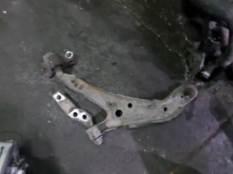 Ψαλίδι Εμπρός Δεξί για NISSAN PRIMERA (1999 - 2001) (P11) 1800 QG18DE petrol 114 Ψαλίδι Εμπρός Δεξί για NISSAN PRIMERA (1999 - 2001) (P11) 1800 QG18DE petrol 114