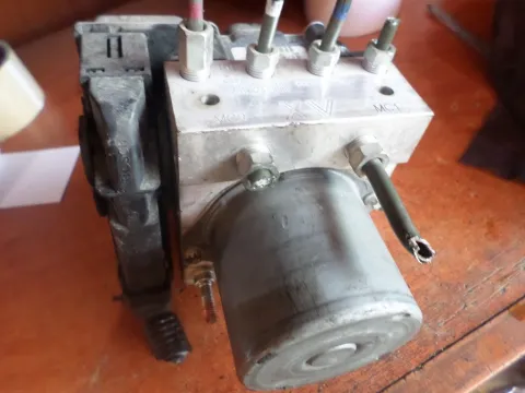 Μονάδα ABS 0265235406 για TOYOTA AVENSIS (2009 - 2012) (T270) 2000 (3ZR-FAE) petrol 152 (ZRT272) Μονάδα ABS 0265235406 για TOYOTA AVENSIS (2009 - 2012) (T270) 2000 (3ZR-FAE) petrol 152 (ZRT272)
