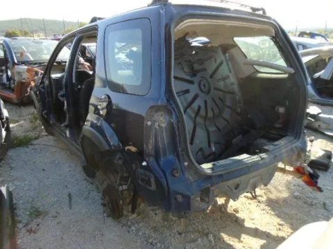 Τροπέτο Πίσω Με Άξονα Με Θόλουs Και Σασί για FORD MAVERICK (2001 - 2005) *Δ* -  Τροπέτο Πίσω Με Άξονα Με Θόλουs Και Σασί για FORD MAVERICK (2001 - 2005) *Δ* -