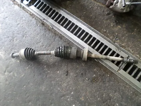 Ημιαξόνιο Εμπρός Δεξί Με ABS για FORD MAVERICK (2001 - 2005) 2000 (YF) Petrol 124 16 valve Ημιαξόνιο Εμπρός Δεξί Με ABS για FORD MAVERICK (2001 - 2005) 2000 (YF) Petrol 124 16 valve