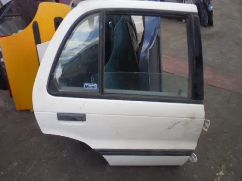 Πόρτα Πίσω Δεξιά για MITSUBISHI LANCER (1989 - 1992) (C6) Sedan - 4dr *Α* Πόρτα Πίσω Δεξιά για MITSUBISHI LANCER (1989 - 1992) (C6) Sedan - 4dr *Α*