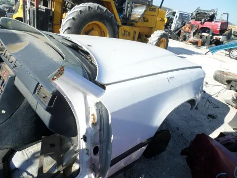 Τροπέτο Εμπρός Δεν Έχει Μηχανή Και Σσμάν ( Έχει A/C) για MERCEDES E - CLASS (1985 - 1993) (W124) *Δ* - 