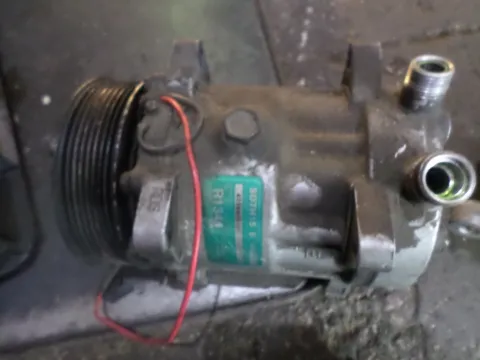 Συμπιεστής A-C (Κομπρέσορας) για CITROEN SAXO (1996 - 1999) (S) Συμπιεστής A-C (Κομπρέσορας) για CITROEN SAXO (1996 - 1999) (S)