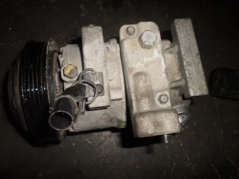 Συμπιεστής A-C (Κομπρέσορας) για HYUNDAI i20 (2012 - ) Συμπιεστής A-C (Κομπρέσορας) για HYUNDAI i20 (2012 - )