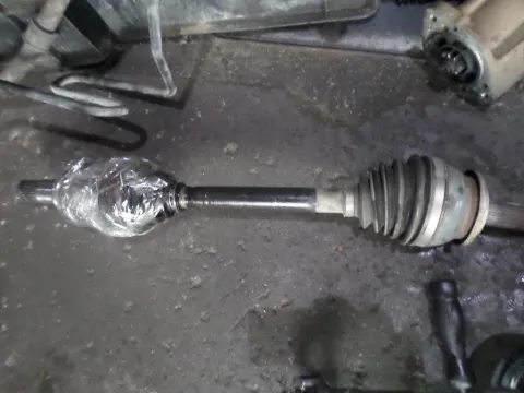 Ημιαξόνιο Εμπρός Αριστερό για TOYOTA RAV-4 (2006 - 2009) (XA30) Ημιαξόνιο Εμπρός Αριστερό για TOYOTA RAV-4 (2006 - 2009) (XA30)
