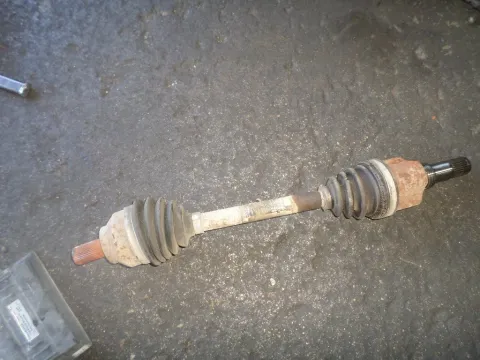 Ημιαξόνιο Εμπρός Αριστερό για FORD FOCUS (2004 - 2008) Mk2a (DA3 - C307) Ημιαξόνιο Εμπρός Αριστερό για FORD FOCUS (2004 - 2008) Mk2a (DA3 - C307)