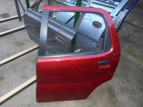 Πόρτα Πίσω Αριστερή για SUZUKI IGNIS (2000 - 2003) (RG) Πόρτα Πίσω Αριστερή για SUZUKI IGNIS (2000 - 2003) (RG)