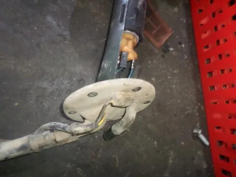 Αντλία Καυσίμου (Τρόμπα Βενζίνης) για HYUNDAI EXCEL (1992 - 1994) (X-2) Αντλία Καυσίμου (Τρόμπα Βενζίνης) για HYUNDAI EXCEL (1992 - 1994) (X-2)