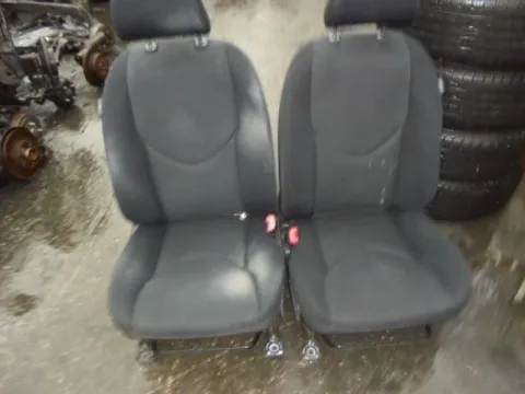 Καθίσματα Εμπρόs Με Αερόσακο για TOYOTA RAV-4 (2006 - 2009) (XA30) *Α* Καθίσματα Εμπρόs Με Αερόσακο για TOYOTA RAV-4 (2006 - 2009) (XA30) *Α*