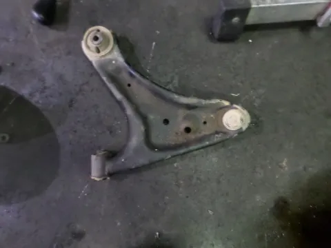 Ψαλίδι Εμπρός Αριστερό για DAIHATSU TERIOS (2006 - 2009) (J200) ΠΑΛΕΤΑ 2 *223948*