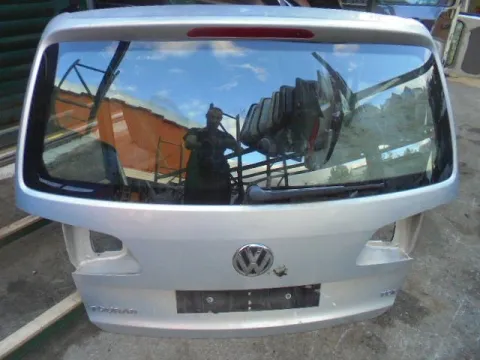 Πορτ-Μπαγκάζ για VW TOURAN (2011 - ) ( ) Πορτ-Μπαγκάζ για VW TOURAN (2011 - ) ( )