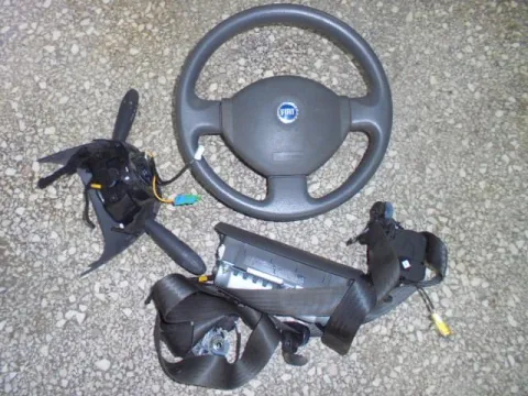 Σετ Αερόσακων Εμπρός (χ.Ταμπλό) για FIAT PANDA (2004 - 2009 ) (169) *Γ* Σετ Αερόσακων Εμπρός (χ.Ταμπλό) για FIAT PANDA (2004 - 2009 ) (169) *Γ*