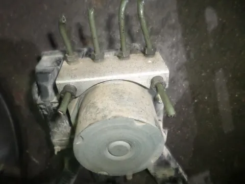 Μονάδα ABS (0265231379) για CITROEN C1 (2005 - 2008) (P) , PEUGEOT 107 (2006 - 2009) , TOYOTA AYGO (2005 - 2009) (B10) Μονάδα ABS (0265231379) για CITROEN C1 (2005 - 2008) (P) , PEUGEOT 107 (2006 - 2009) , TOYOTA AYGO (2005 - 2009) (B10)