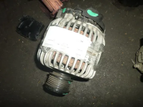 Δυναμό - Εναλλάκτης (06F903023F) για AUDI A3 (2005 - 2008) (8P) Δυναμό - Εναλλάκτης (06F903023F) για AUDI A3 (2005 - 2008) (8P)