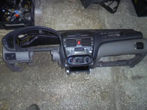 Ταμπλό για NISSAN ALMERA (2000 - 2002) (N16) *Γ* Ταμπλό για NISSAN ALMERA (2000 - 2002) (N16) *Γ*